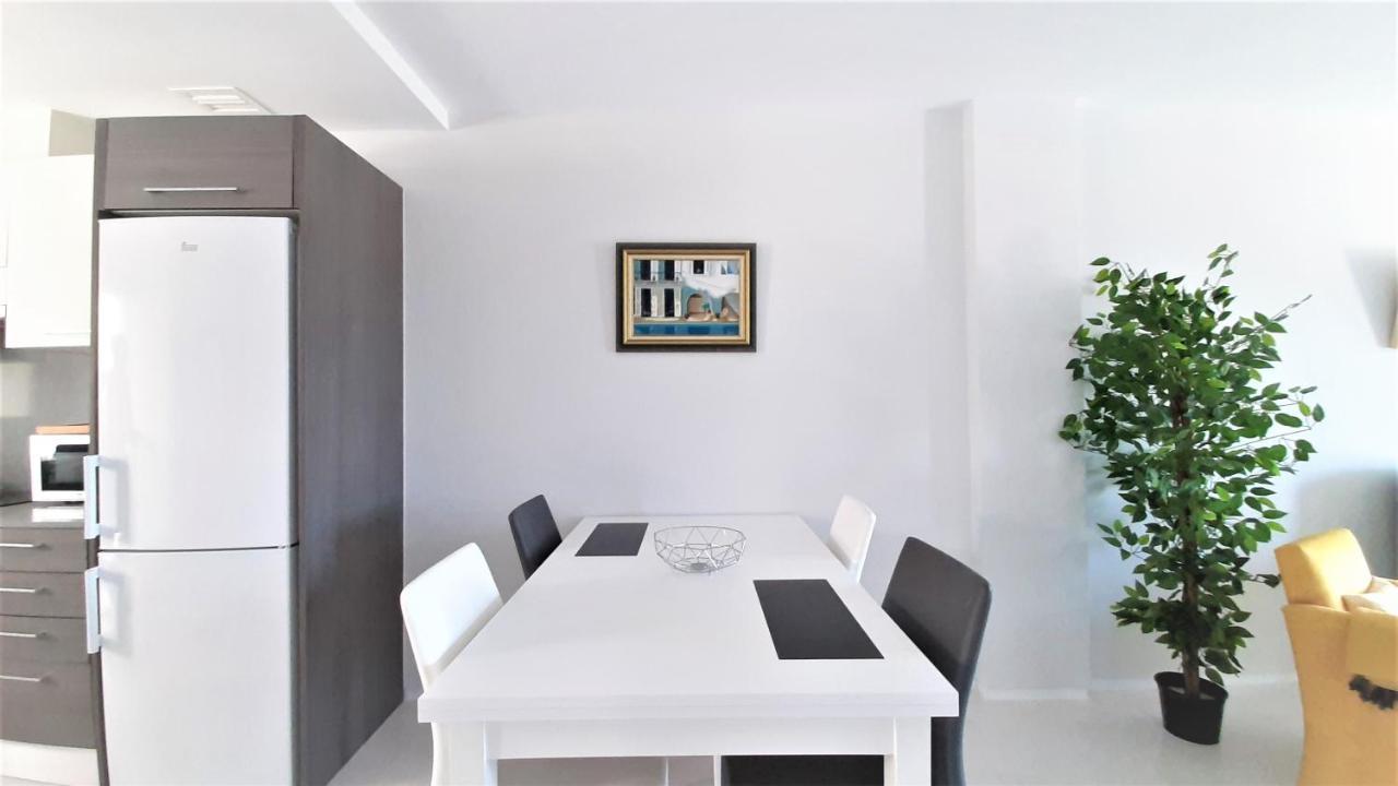 La Belle Bleue Apartment La Mariña Екстериор снимка